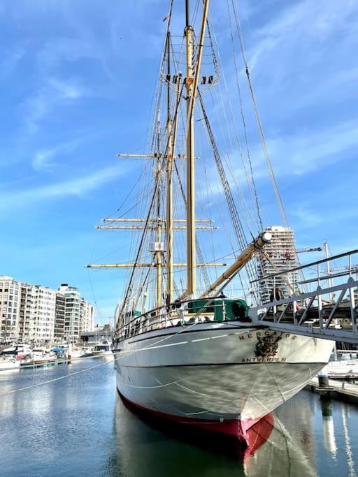 Ostend Chic, Luxe Loftstijl In Oostende Kültér fotó