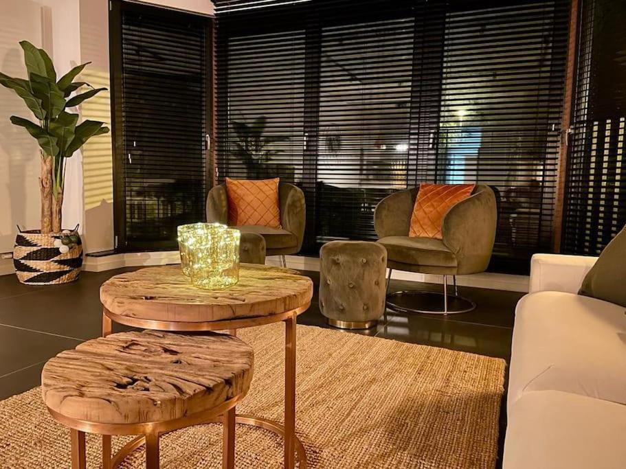 Ostend Chic, Luxe Loftstijl In Oostende Kültér fotó